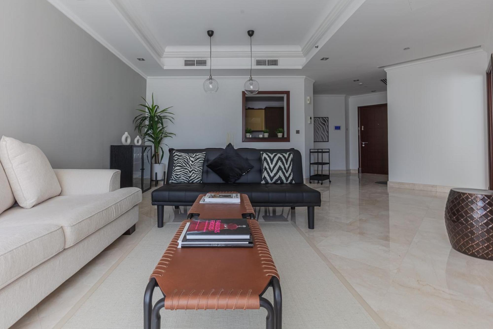 Apartment 1-bedroom With Pool *
